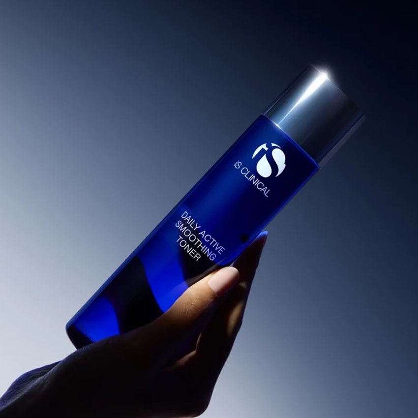 iSClinical Daily Active Smoothing Toner - Image 4